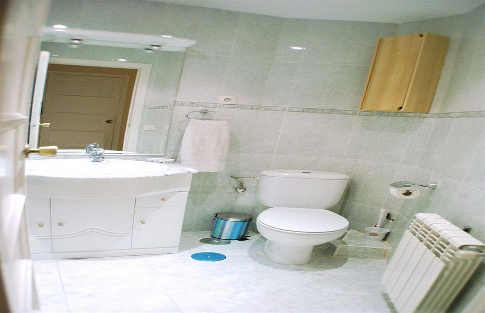 מדריד Apartamentos Aqui Me Quedo מראה חיצוני תמונה